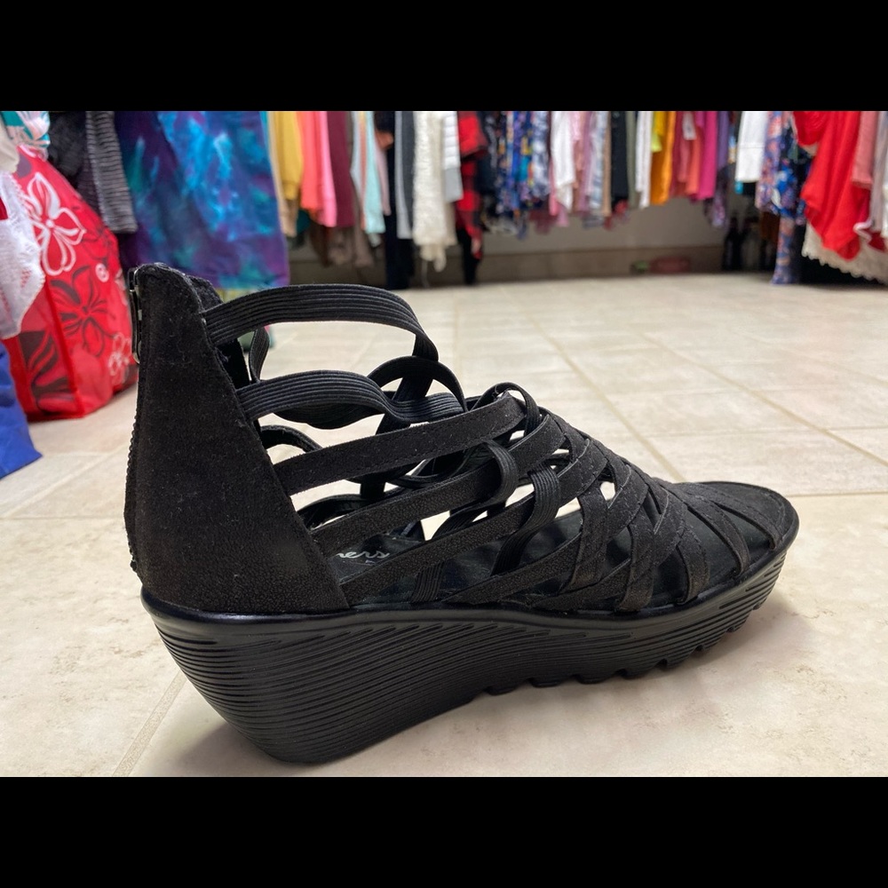 Sketchers parallel dream queen wedge sandal